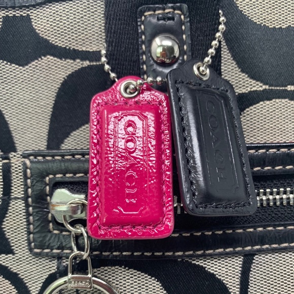 Coach Signature Print Canvas Shoulder Bag - Picture 14 of 16